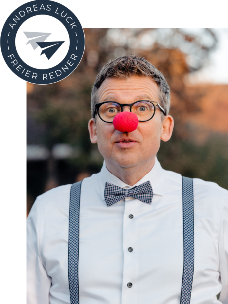 Andreas Luck mit roter Clownsnase